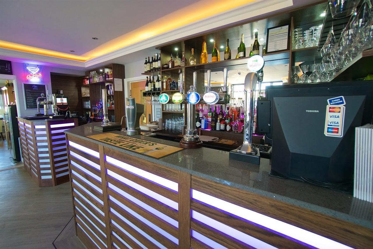 The Avenue Hotel Ltd Clitheroe Exterior photo